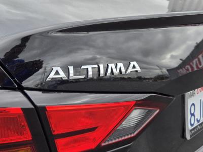 Used 2019 Nissan Altima 2.5 S  in ,  31