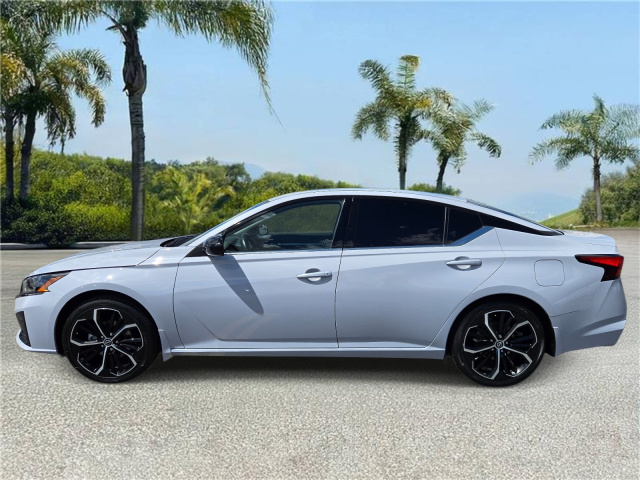 Used 2025 Nissan Altima SR FWD  in ,  2