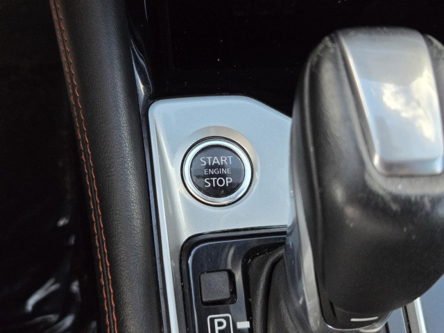 Used 2025 Nissan Altima SR FWD  in ,  14