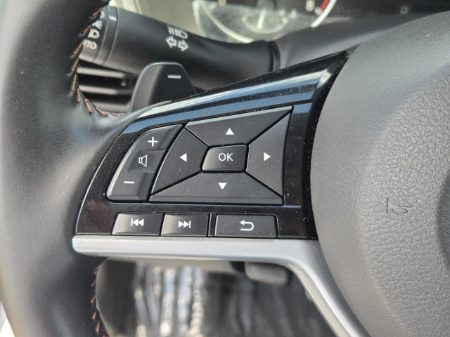Used 2025 Nissan Altima SR FWD  in ,  17