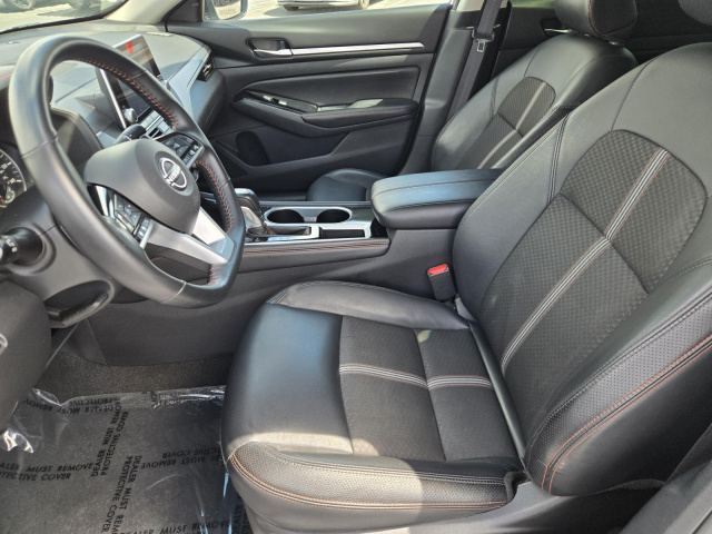 Used 2025 Nissan Altima SR FWD  in ,  22