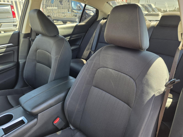 Used 2022 Nissan Altima 2.5 SV Sedan  in ,  23
