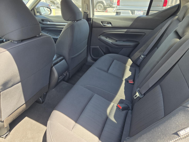 Used 2022 Nissan Altima 2.5 SV Sedan  in ,  26