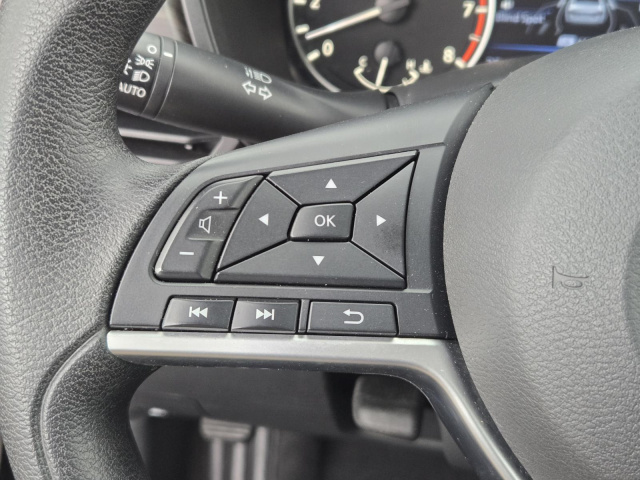 Used 2023 Nissan Altima 2.5 SV Sedan  in ,  17