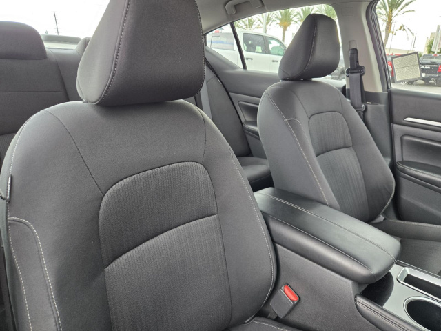 Used 2023 Nissan Altima 2.5 SV Sedan  in ,  33