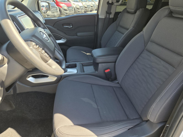 Used 2024 Nissan Frontier Crew Cab 4x4 SV  in ,  21