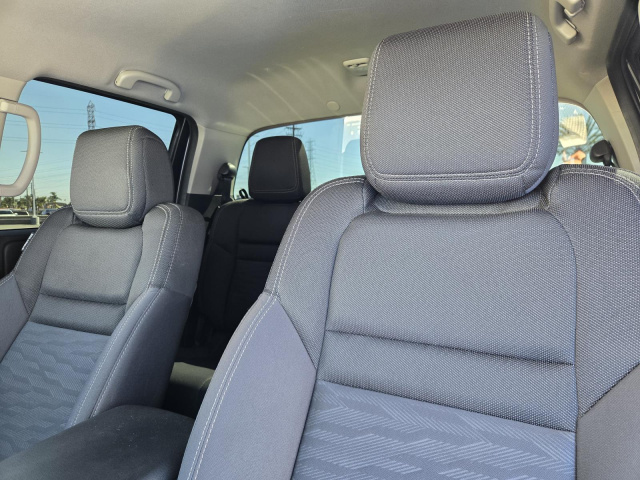 Used 2024 Nissan Frontier Crew Cab 4x4 SV  in ,  22