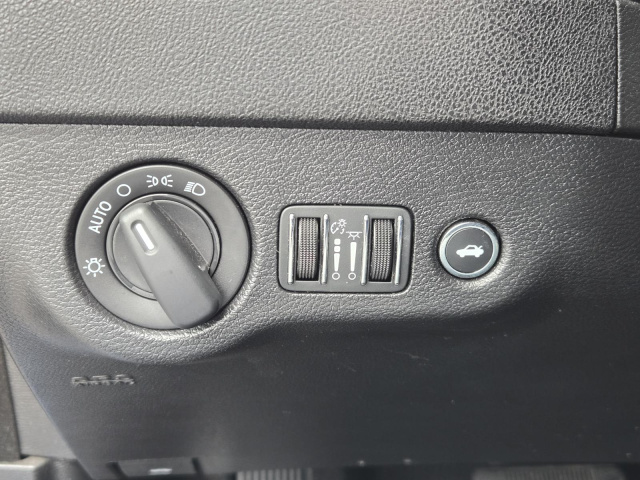 Used 2022 Dodge Charger SXT RWD  in ,  19