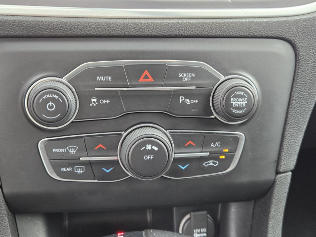 Used 2020 Dodge Charger SXT RWD  in ,  11