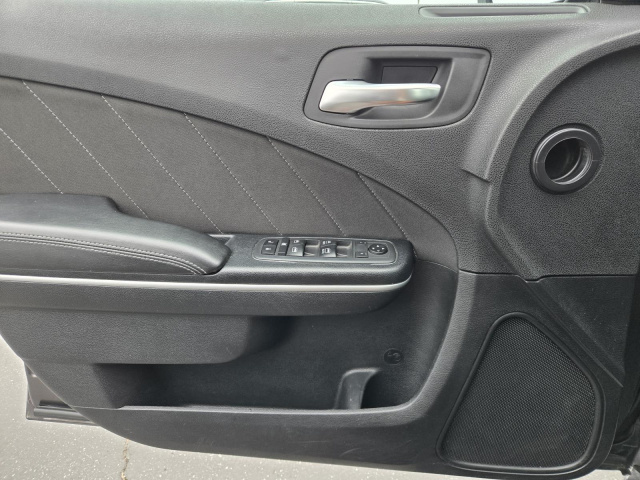 Used 2020 Dodge Charger SXT RWD  in ,  18