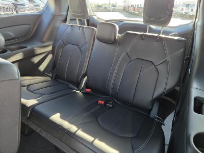New 2026 Chrysler Pacifica Select FWD  in ,  27
