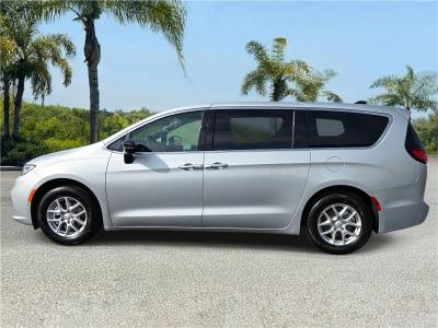 New 2026 Chrysler Pacifica Select FWD  in ,  1