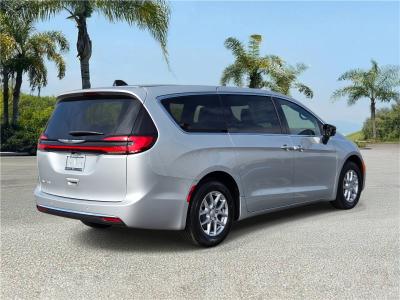 New 2026 Chrysler Pacifica Select FWD  in ,  3