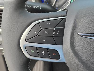 New 2026 Chrysler Pacifica Select FWD  in ,  18