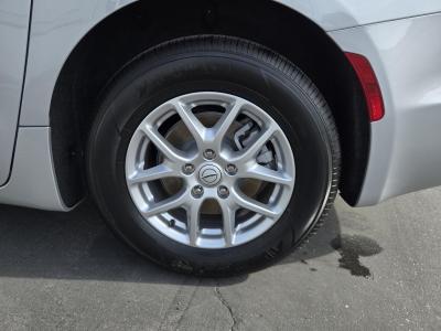 New 2026 Chrysler Pacifica Select FWD  in ,  34