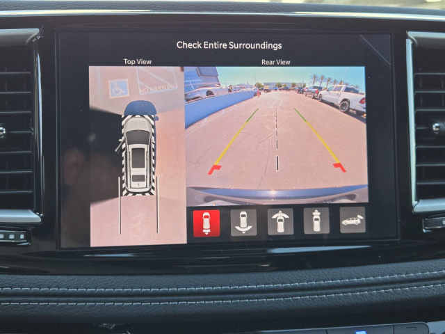 New 2027 Chrysler Pacifica Limited AWD  in ,  7