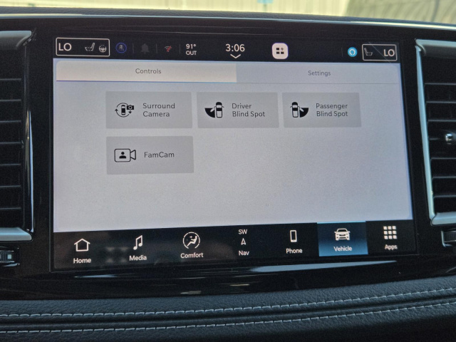 New 2027 Chrysler Pacifica Limited AWD  in ,  11