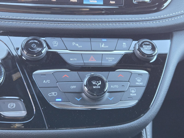 New 2027 Chrysler Pacifica Limited AWD  in ,  14