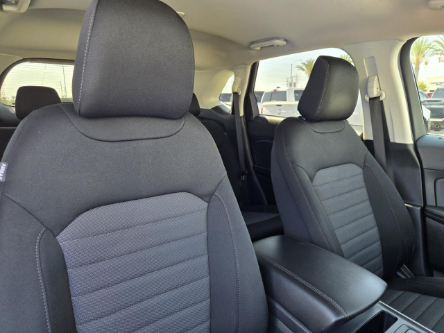 Used 2023 Ford Edge SE AWD  in ,  32