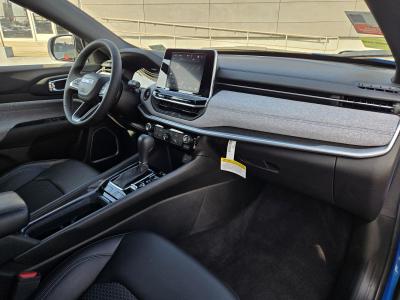 Used 2025 Jeep Compass Latitude 4x4  in ,  30