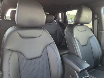 Used 2025 Jeep Compass Latitude 4x4  in ,  31