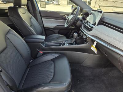 Used 2025 Jeep Compass Latitude 4x4  in ,  32