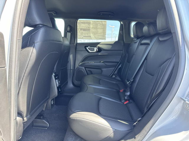 New 2026 Jeep Compass Latitude Altitude 4x4  in ,  27