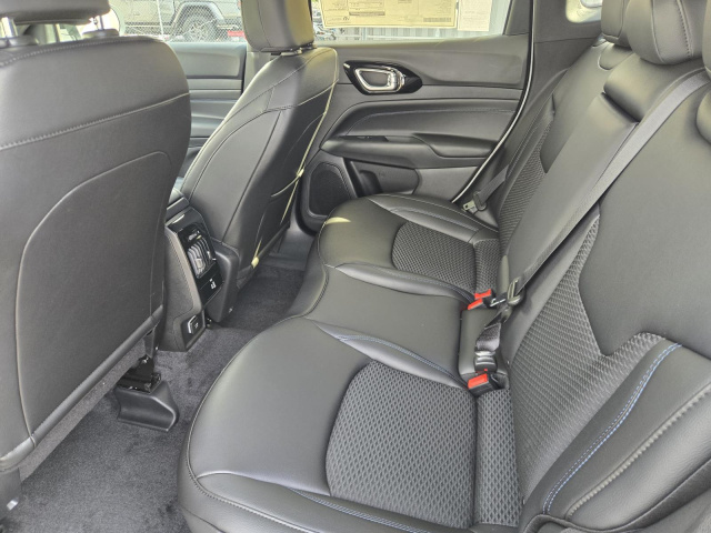 New 2026 Jeep Compass Latitude Altitude 4x4  in ,  26
