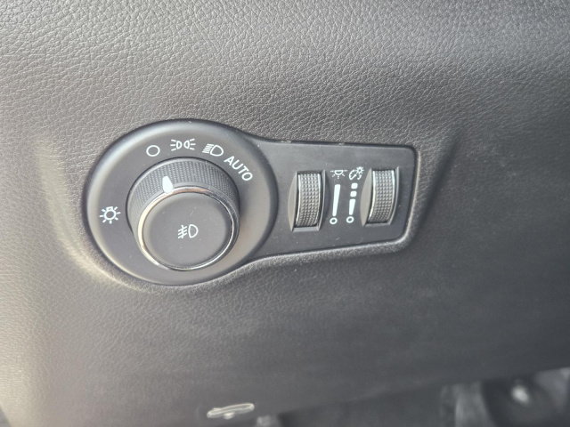Used 2023 Jeep Compass Limited 4x4  in ,  19