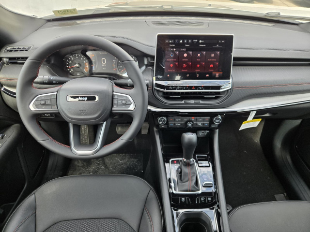 New 2026 Jeep Compass Trailhawk 4x4  in ,  5