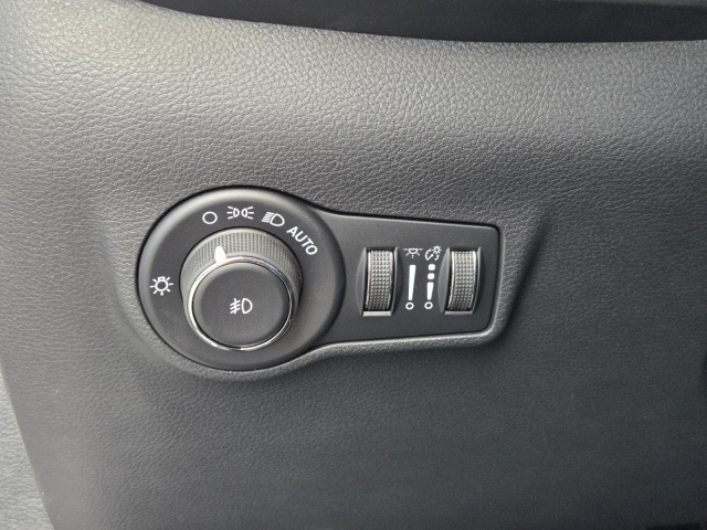New 2026 Jeep Compass Trailhawk 4x4  in ,  18