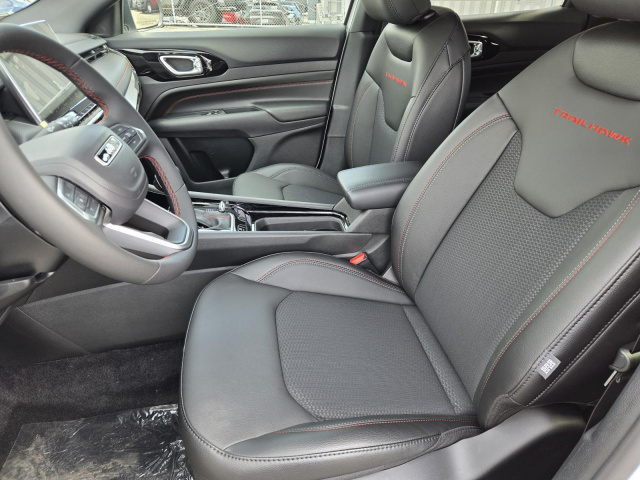 New 2026 Jeep Compass Trailhawk 4x4  in ,  21