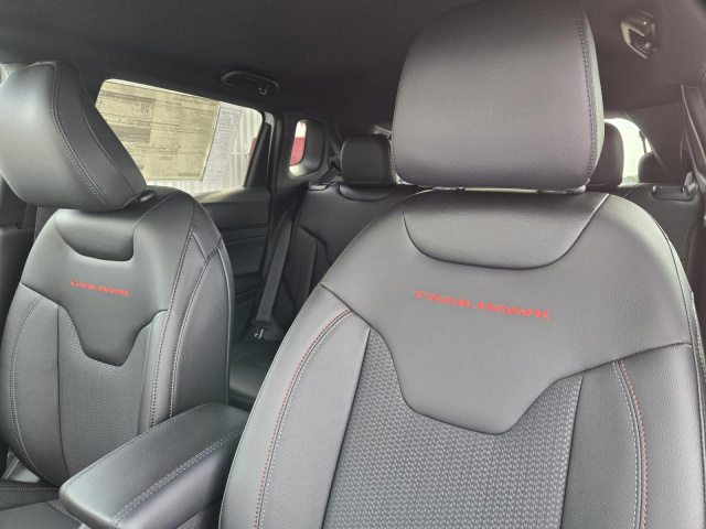 New 2026 Jeep Compass Trailhawk 4x4  in ,  22