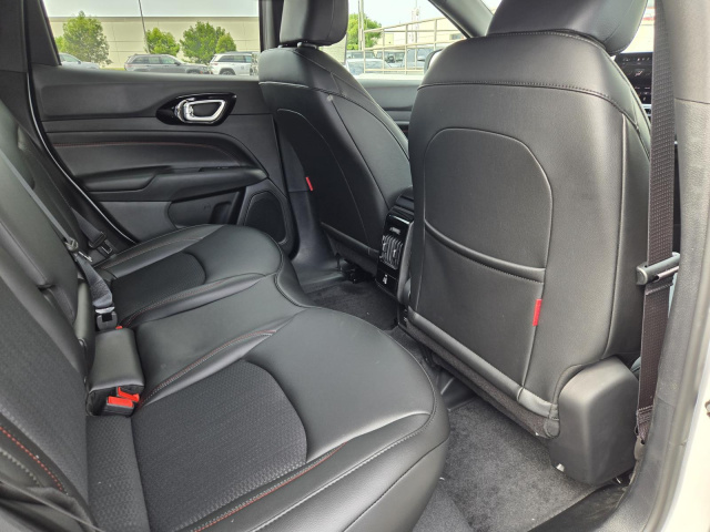 New 2026 Jeep Compass Trailhawk 4x4  in ,  28