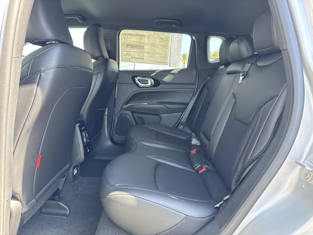 New 2026 Jeep Compass Trailhawk 4x4  in ,  24