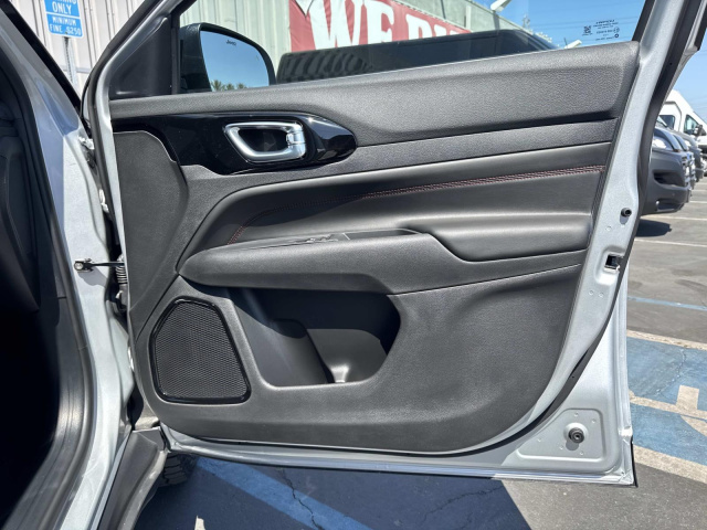 New 2026 Jeep Compass Trailhawk 4x4  in ,  31