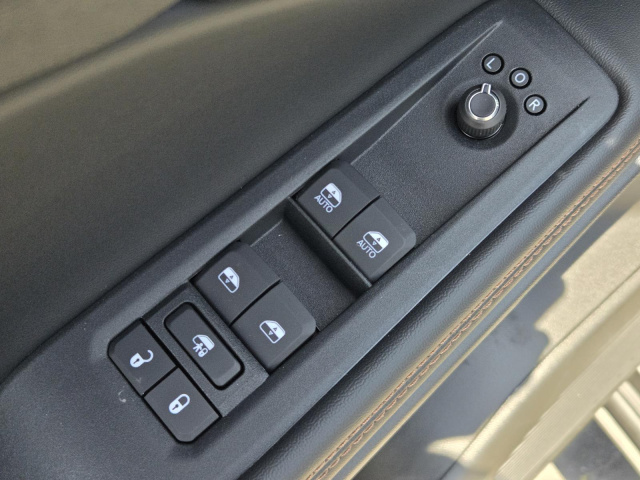 New 2026 Jeep Cherokee Limited 4x4  in ,  19