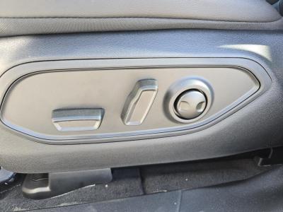 New 2026 Jeep Cherokee Limited 4x4  in ,  24