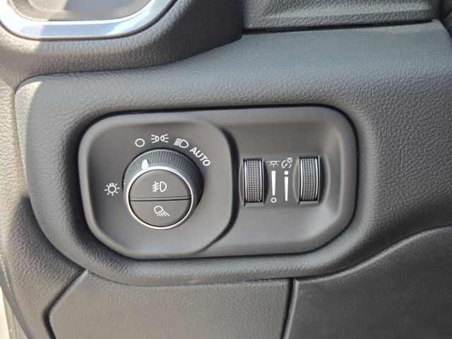 New 2026 Ram 2500 Laramie 4x4 Crew Cab 8' Box  in ,  18