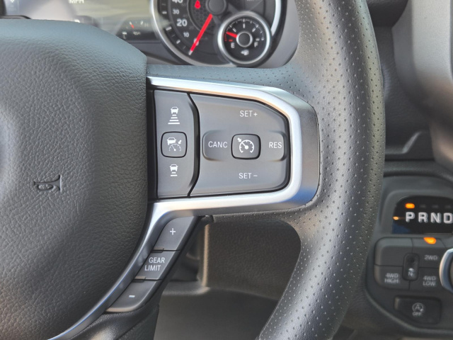 New 2026 Ram 1500 Express 4x4 Crew Cab 5'7 Box  in ,  16
