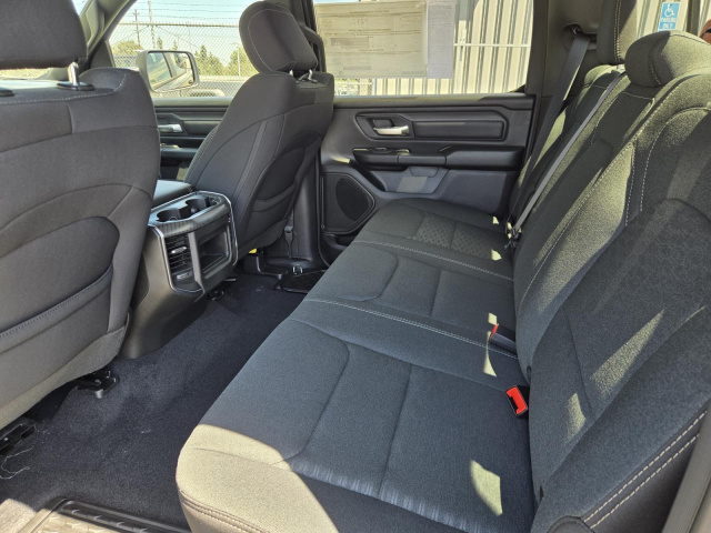 New 2026 Ram 1500 Express 4x4 Crew Cab 5'7 Box  in ,  23