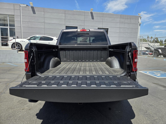 New 2026 Ram 1500 Express 4x4 Crew Cab 5'7 Box  in ,  24