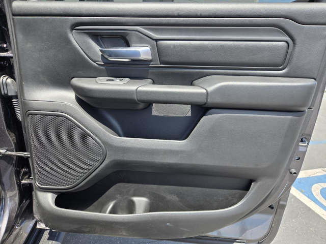 New 2026 Ram 1500 Express 4x4 Crew Cab 5'7 Box  in ,  26