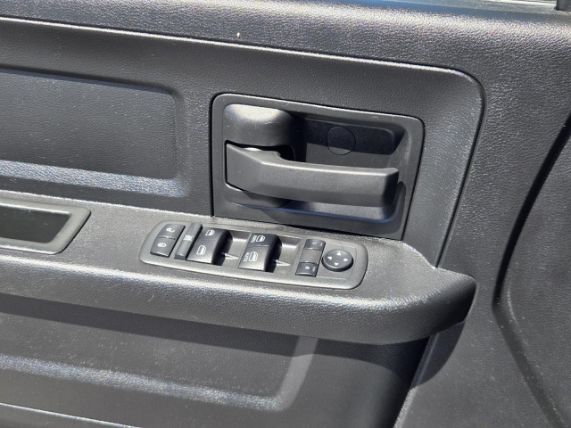 Used 2022 Ram 2500 Tradesman 4x2 Crew Cab 8' Box  in ,  21