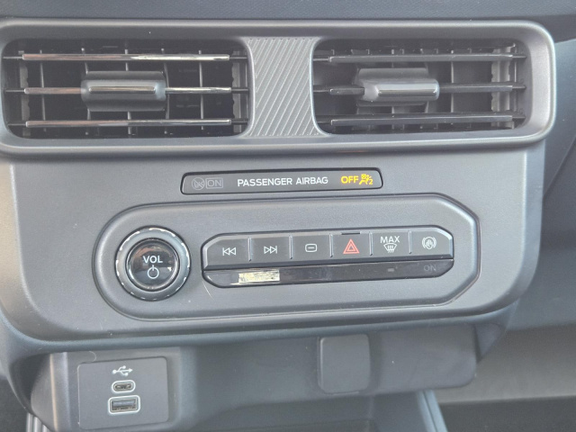 Used 2025 Ford Maverick XL FWD SuperCrew  in ,  11