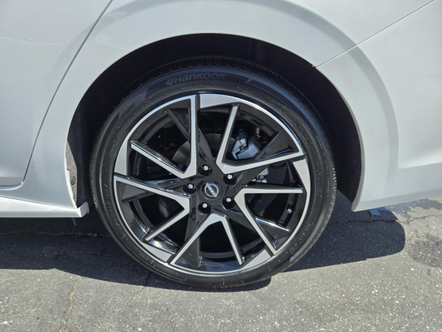 Used 2025 Nissan Sentra SR CVT  in ,  37