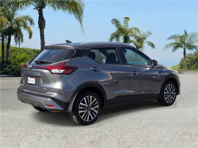 Used 2024 Nissan Kicks SV FWD  in ,  3