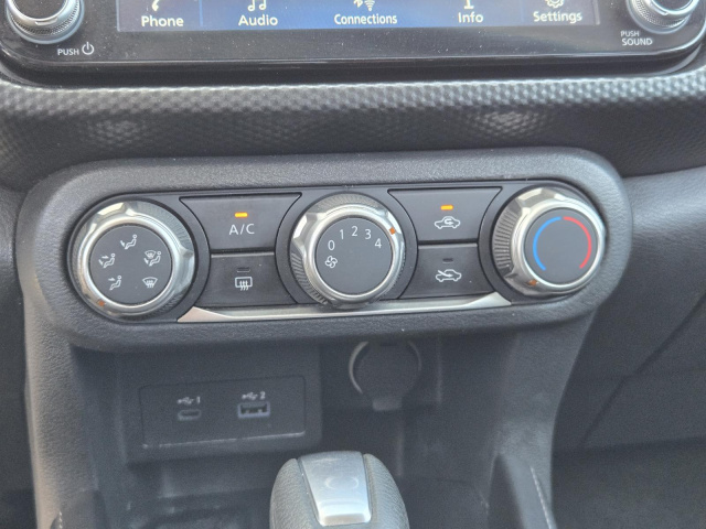 Used 2024 Nissan Kicks SV FWD  in ,  11
