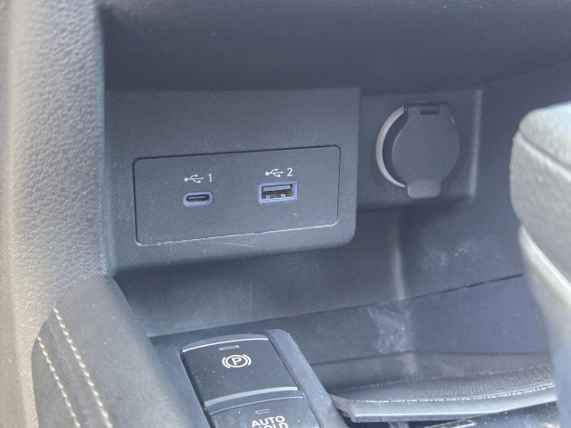Used 2024 Nissan Kicks SV FWD  in ,  12