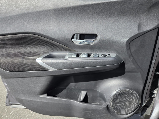 Used 2024 Nissan Kicks SV FWD  in ,  19